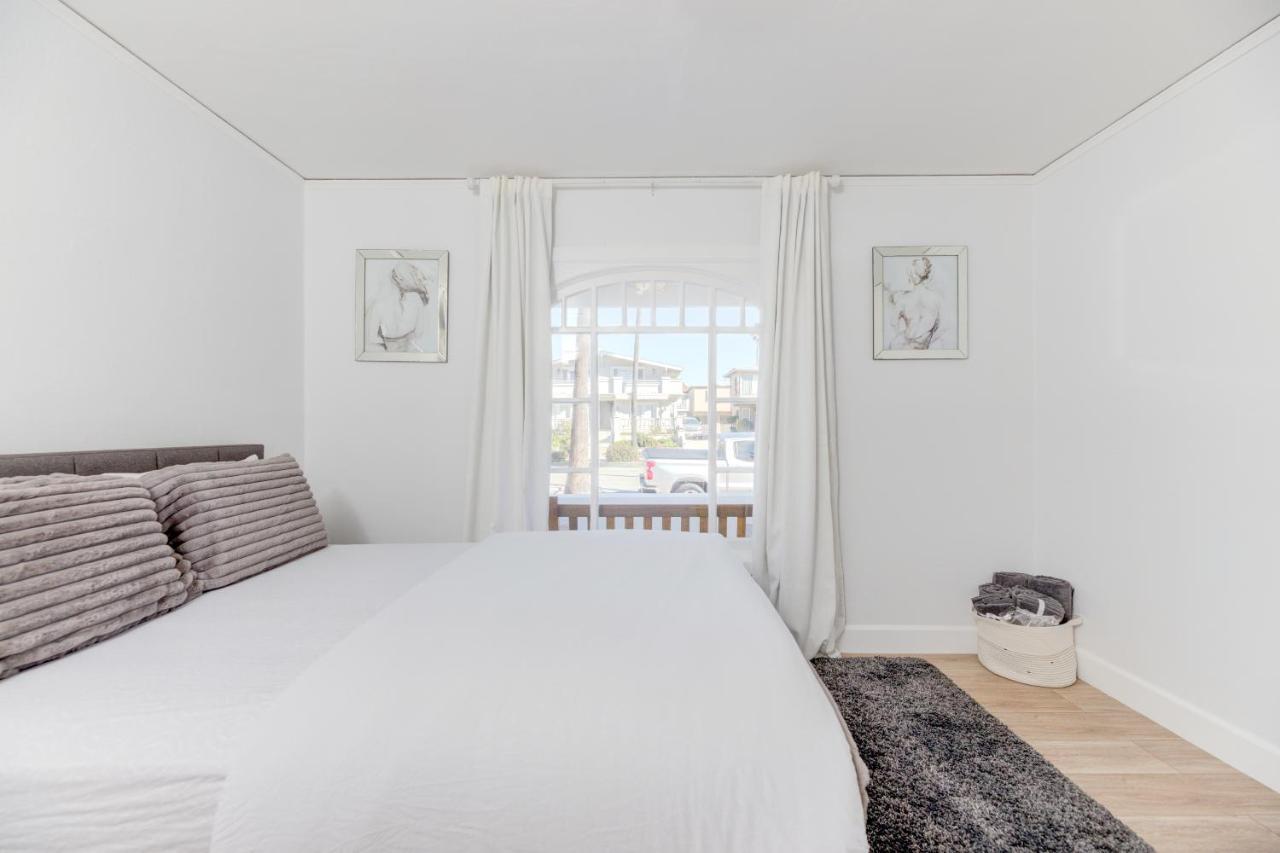 Lovely White Beach House Redondo Beach Exteriör bild